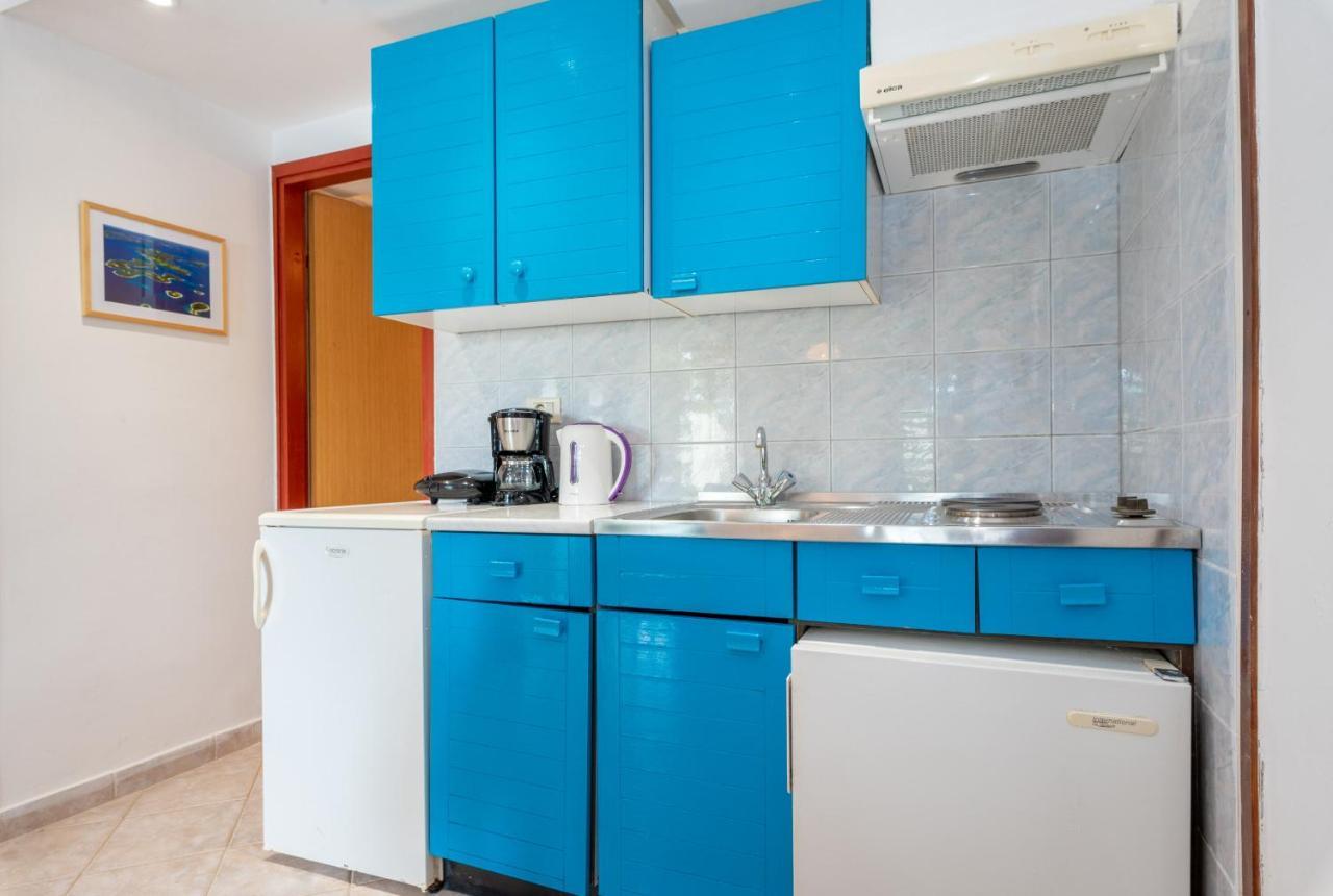 Apartments Mandica Рабац Екстер'єр фото