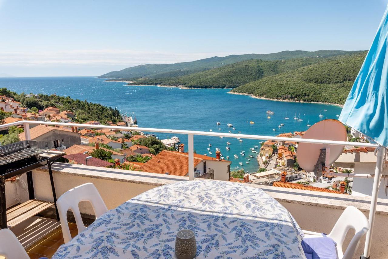 Apartments Mandica Рабац Екстер'єр фото