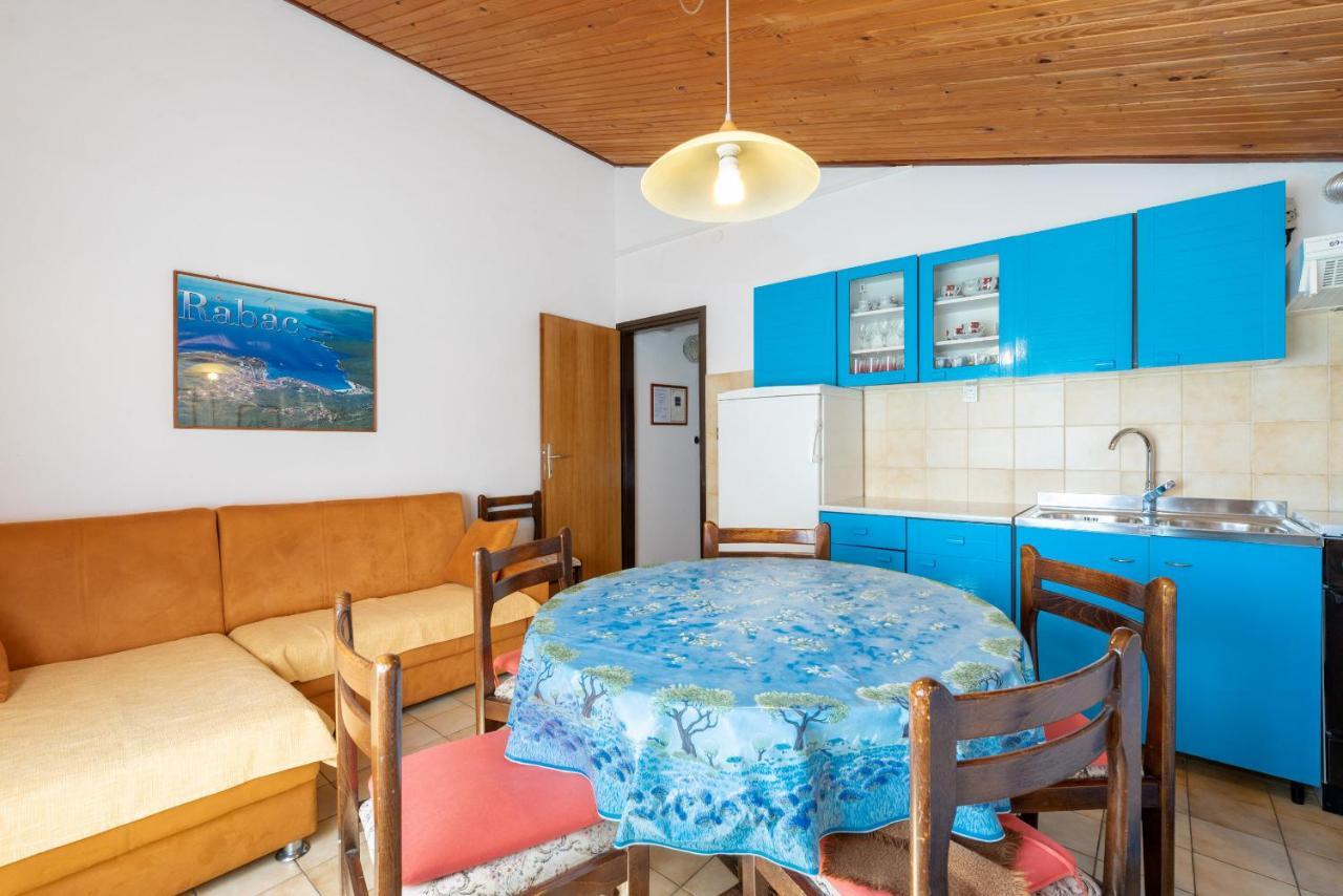 Apartments Mandica Рабац Екстер'єр фото
